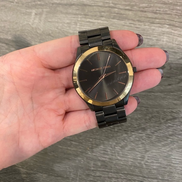 Men’s Michael Kors Watch - Picture 2 of 3